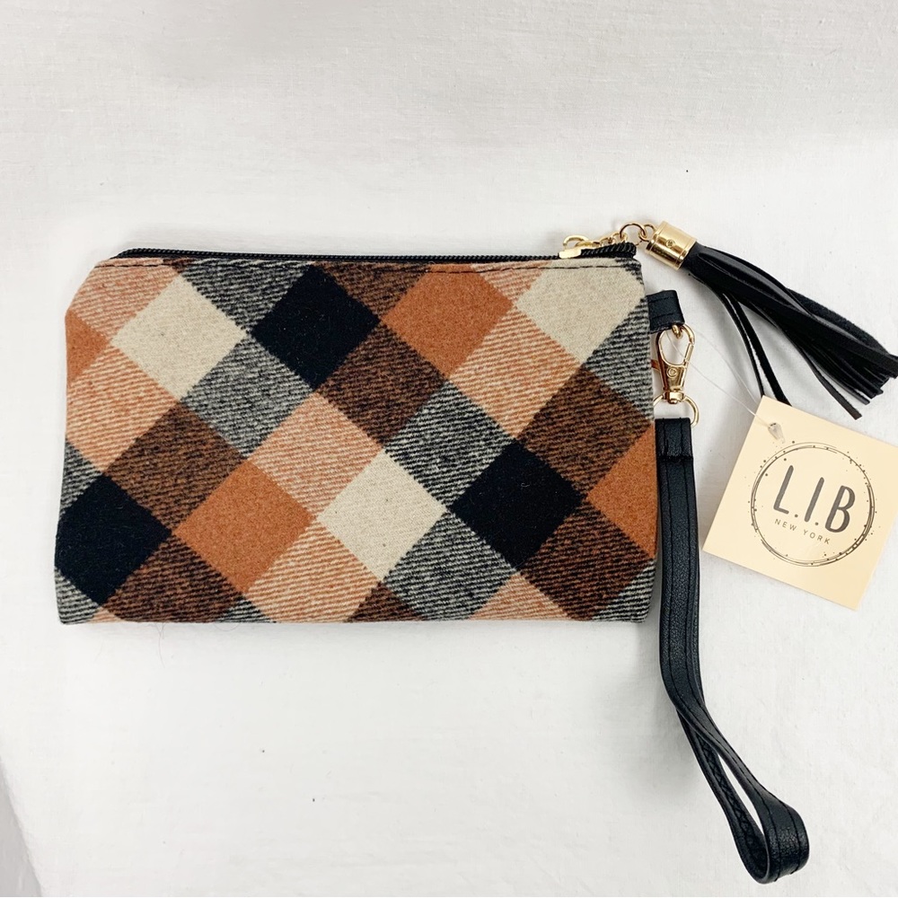 NEW LIB New York Buffalo Plaid Flannel Wristlet Clutch Bag Tassel